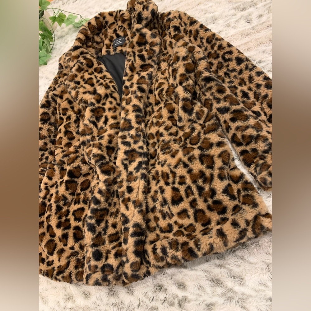 Leopard print faux fur coat - Picture 4 of 7